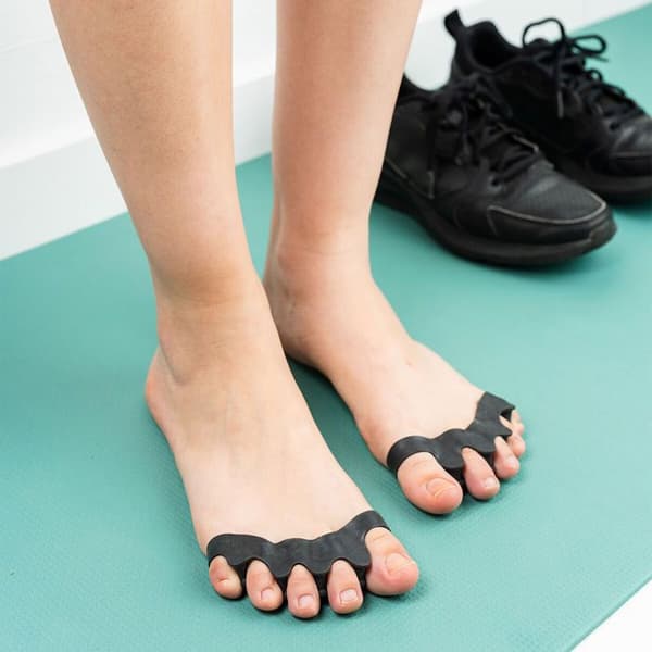 Tåseparatorer - InnovaGoods - Toelax - Silikon - 4 enheter - Unisex