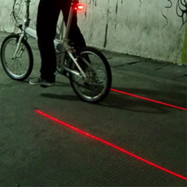 Polkupyörän 5-LED-rinnakkaislinjalasertakavalo Pyörän takavalo Vedenkestävä