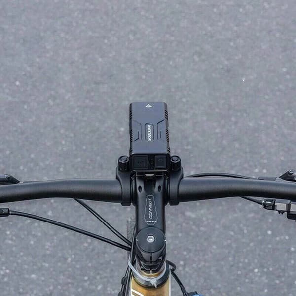 Rockbros Främre cykelljus 850 lm - Svart