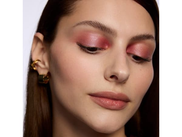 Catrice Aloe Vera Eyeshadow Stick Ballet Pink (50)
