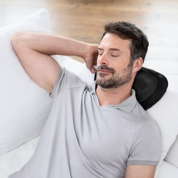 Shiatsu-hierontatyyny Medisana MC 200