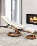 Miniatyrbillede 4 af 11: Hvilestol med fodskammel Hvid Kunstlæder Træramme Massage- og varmefunktion Drejelig Justerbar ryg Retrodesign Hvilestol