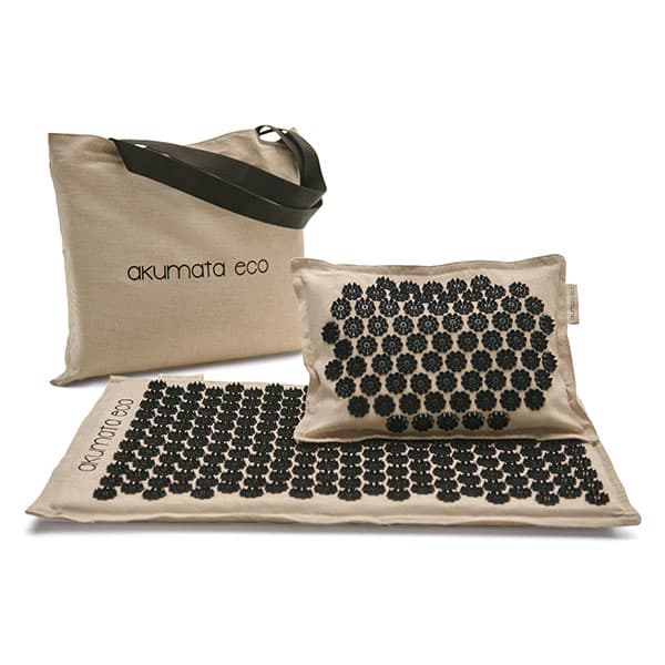 Akumata ECO – Økologisk Akupressurmåtte med Pude – Naturlig Linned, Sort