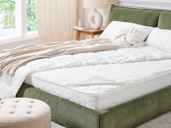 Madrasskydd Vit Mikrofiber Enkel Storlek 160 x 200 cm Vattentät Kudde Polyester Fyllning Passform Quiltad Piped Kanter