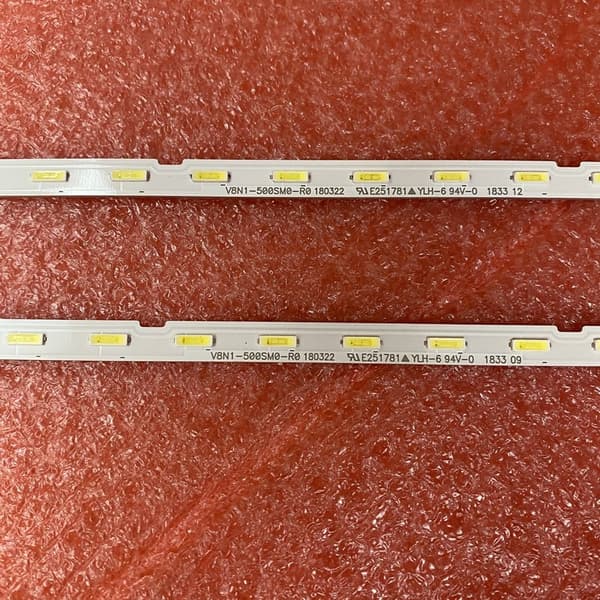 Samsungin LED-taustavalo, yhteensopiva UN50RU7400:n ja UN50RU7100:n kanssa.