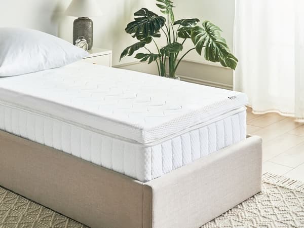 Overmadrass med Hvitt Gelskum Polyestertrekk 90 x 200 cm Komfort Layer Pad