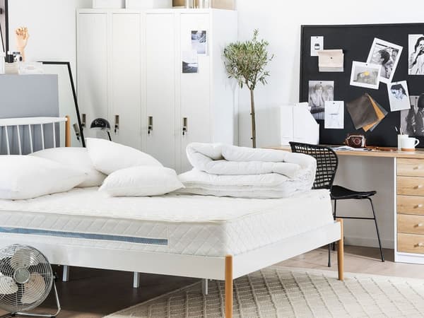 Springmadras Hvid Polyester 140 x 200 cm Dobbeltseng Madras Åndbar Luft Kølende Cirkulation Moderne Medium til Voksen Inspiration Soveværelse