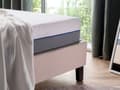 Miniatyrbilde 2 av 8: Madrass i hvitgrå polyester og minneskum 90 x 200 cm Skummadrass til barneseng med skumgummi til junior og tenåring i én størrelse