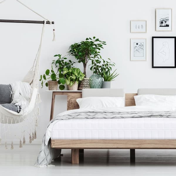 Sängmadrass i skummaterial 180x200 cm - Kallskum - Hygieniska material - 7 zoner - Tjocklek 15 cm - Justerbar fasthet: hård