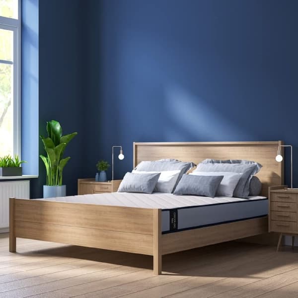 Cecotec Multilayer mattress with viscoelastic and 21-cm height.