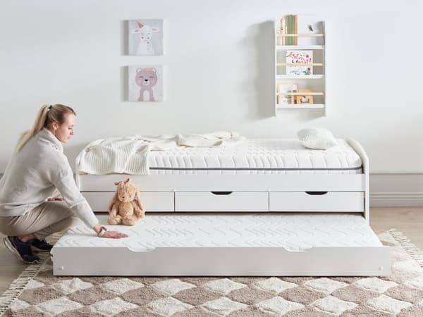 Muistivaahtopatja 90 x 200 cm sohvasänkyyn keskikova polyesteri irrotettava konepestävä päällinen lasten