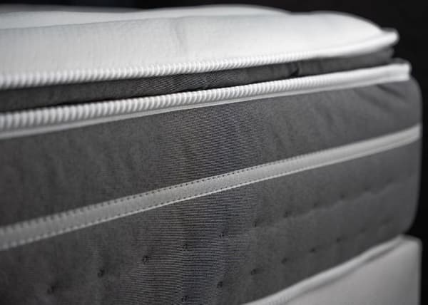 Madrass 180x200 cm Med fickfjädrar och minnesskum - Trente PLUS