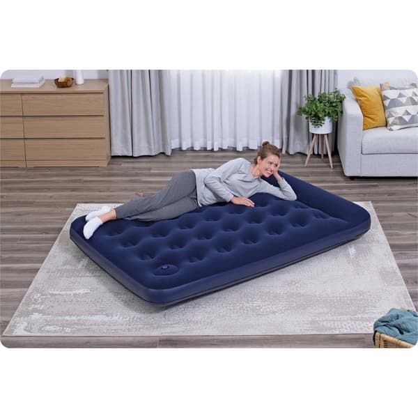 Luftmadrass 191x137x28 cm med inbyggd fotpump Bestway 67225