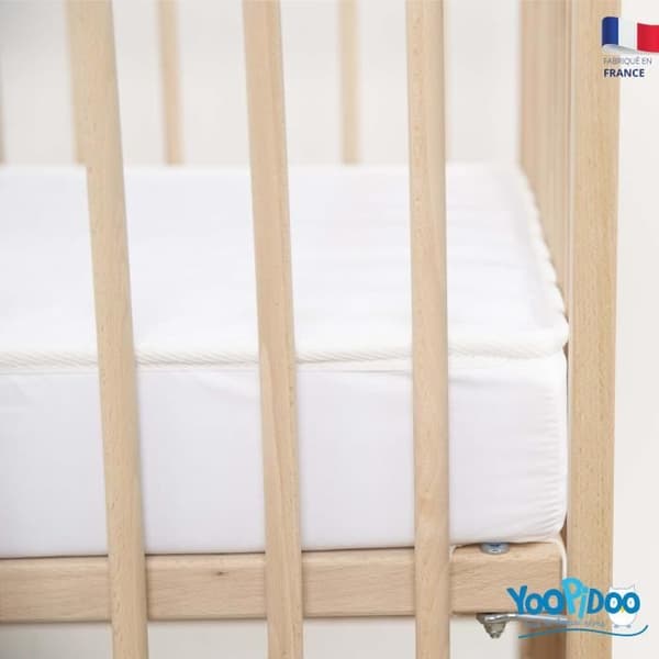 Yoopidoo - Klimatiserad babymadrass - 60x120 cm - 1 sommarframsida / 1 vintervadderad sida - Utan kemisk behandling