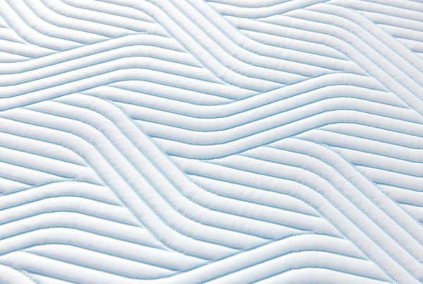 Tempur Pro Plus SmartCool Bäddmadrass - Medium