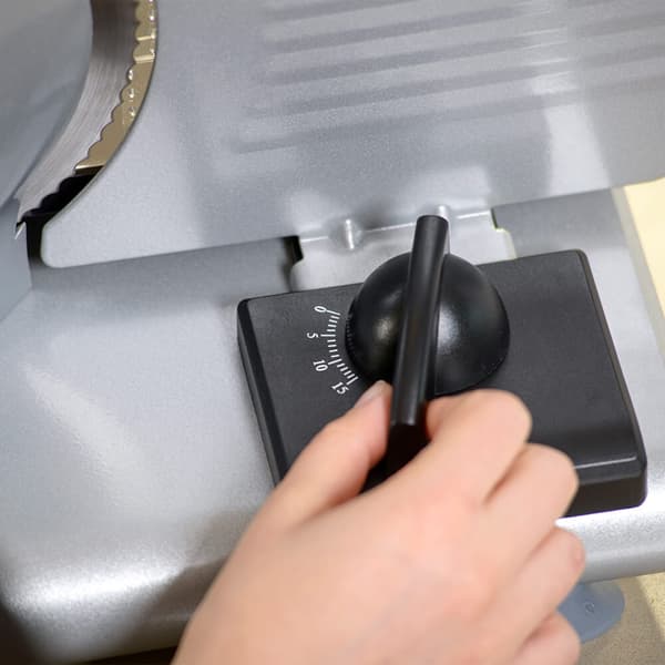 Taurus Pålægsmaskine Cutmaster 150W/19cm