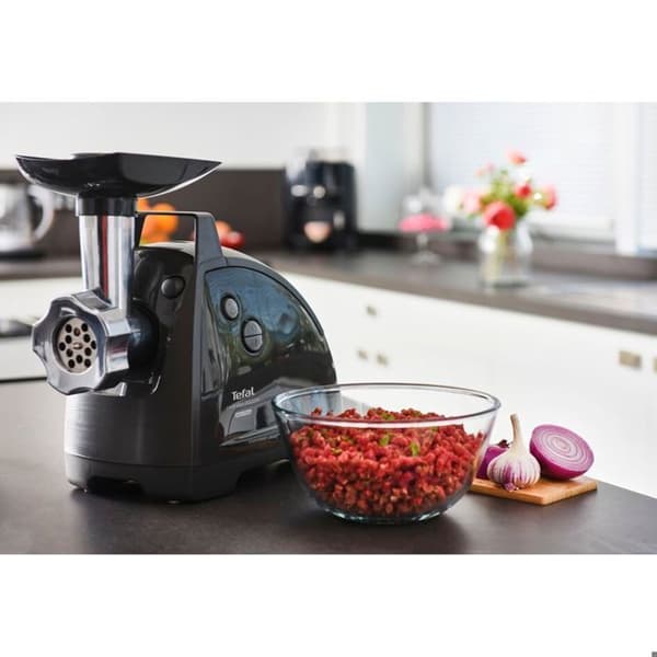 Köttkvarn Tefal NE685838, 2000W, 2,3kg kött/min, 5 tillbehör, svart.