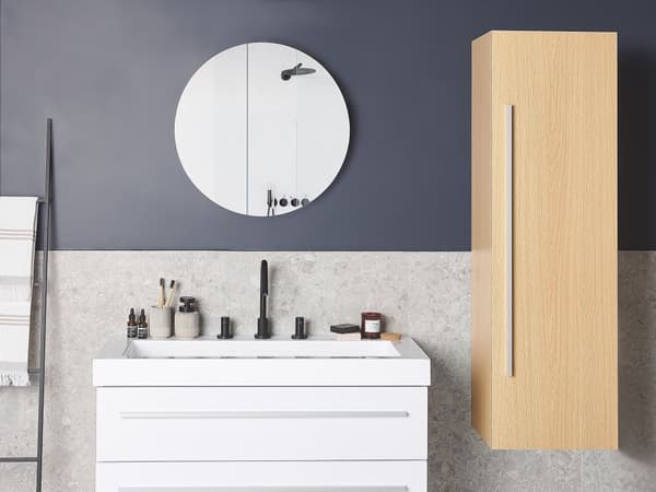 Badrumsskåp Ljust trä Silver MDF 132 x 40 cm med 4 Hyllor Väggskåp Minimalistisk Modern Design Badrumsmöbler