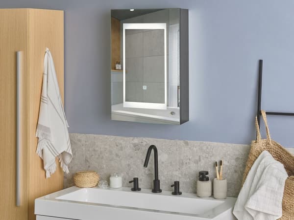Badrumsskåp med LED-belysning Svart Glas MDF 40 x 60 cm Modern design Toalett Badrum