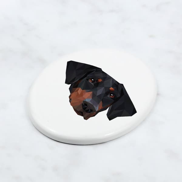 Doberman, Dobermann - laatta, jossa on valokuva ja geometrinen kirjoitus Art-Dogilta
