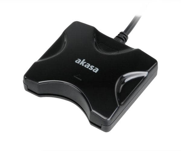 Akasa AK-CR-03BKV2 - SMART-kortleser - USB 2.0 - svart