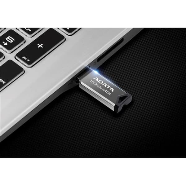 USB-minne Adata UV250 Silvrig 32 GB