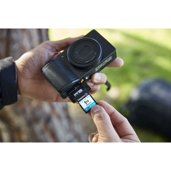 Mikro-SD-hukommelseskort med adapter Kingston 256 GB