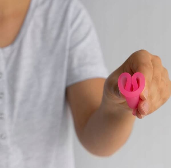 Pink menstruationskop størrelse M 1 stk.