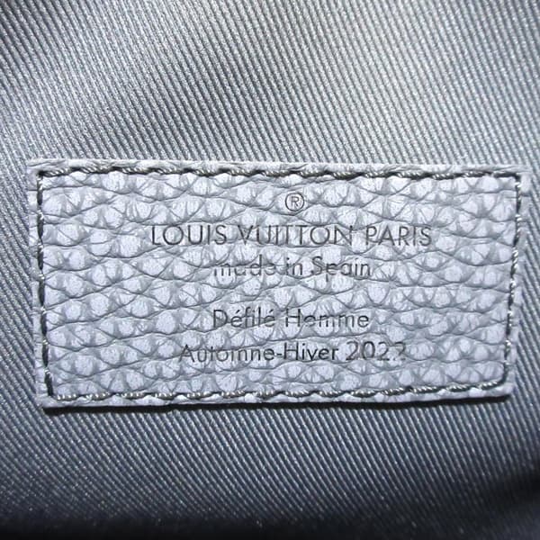 Pre-owned Louis Vuitton Monogram Taurillon Hobo Cruiser PM Gray