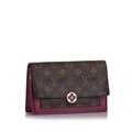 Miniatyrbilde 2 av 10: Pre-owned Louis Vuitton Monogram Flore Wallet On Chain Brown