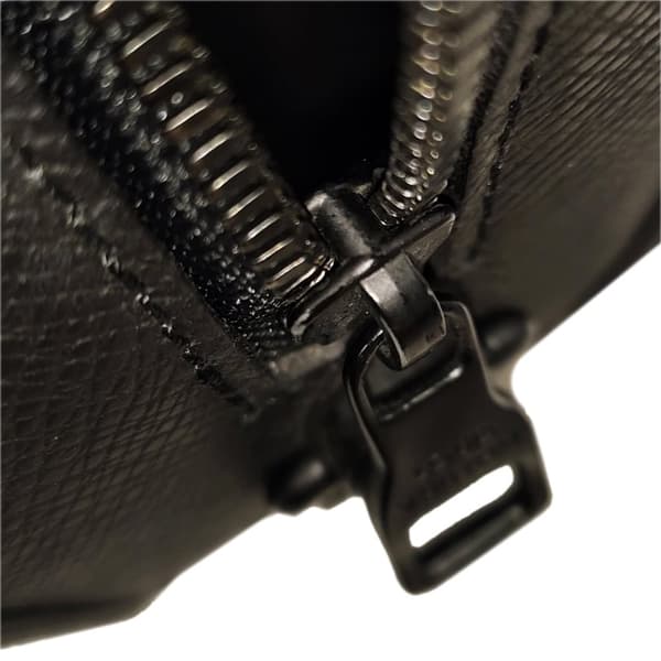 Pre-owned Louis Vuitton Taiga Rainbow Soft Trunk Black
