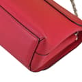 Miniatyrbild 9 av 10: Pre-owned Louis Vuitton Monogram Cuir Plume Ecume Very Chain Bag Red
