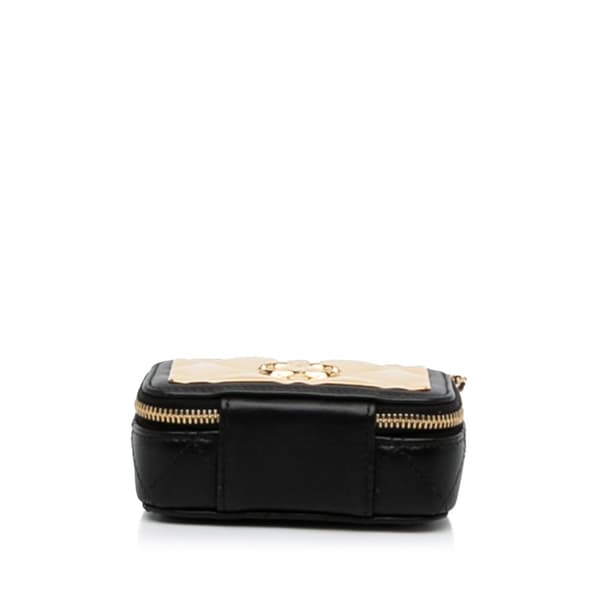 Pre-owned Chanel CC Quilted Golden Plate Vanity Crossbody Gold
