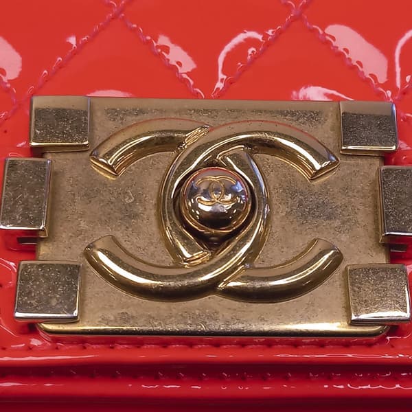 Pre-owned Chanel Small Patent Boy Bag Red
