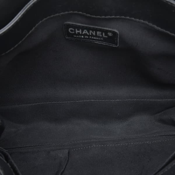 Pre-owned Chanel Medium Patent Boy Reverso Flap Black
