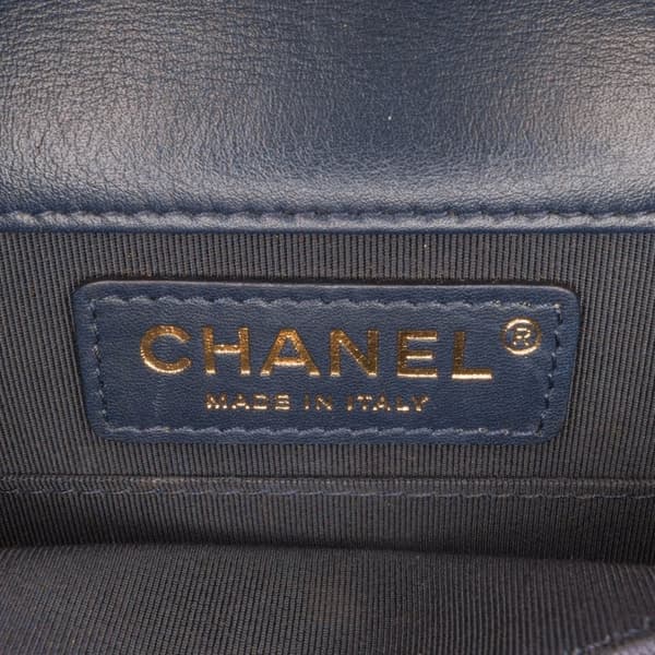 Pre-owned Chanel Paris-New York North South Boy Flap Gold