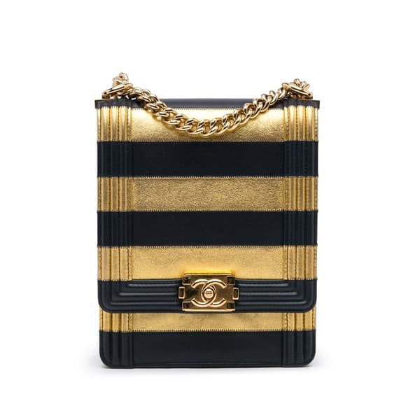 Pre-owned Chanel Paris-New York North South Boy Flap Gold