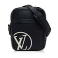 Miniatyrbilde 1 av 10: Pre-owned Louis Vuitton Taurillon Danube LV Circle  PM Blue
