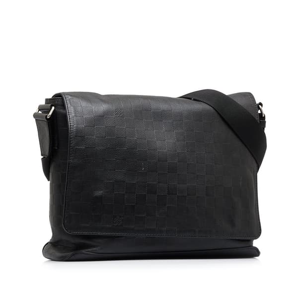 Pre-owned Louis Vuitton Damier Infini District MM Black