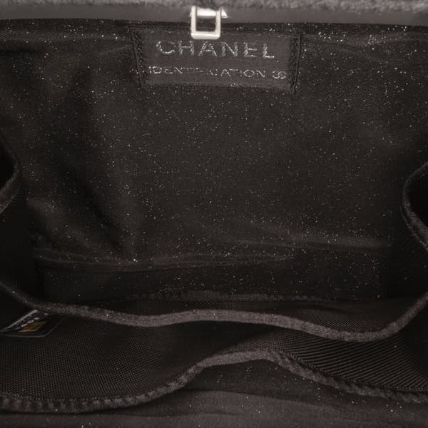 Pre-owned Chanel Wool Limited Edition Crossbody Bag Black