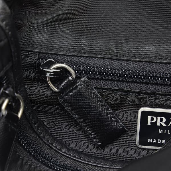 Pre-owned Prada Tessuto Buckle Messenger Bag Black