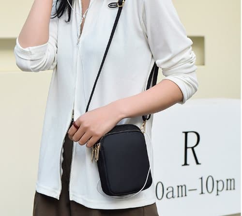 INF Crossbody mobiililaukku Musta
