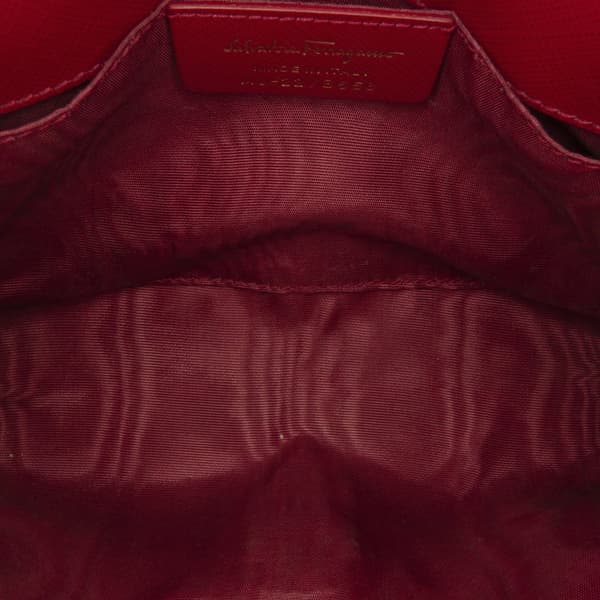 Pre-owned Ferragamo Vara Bow Chain Crossbody Red