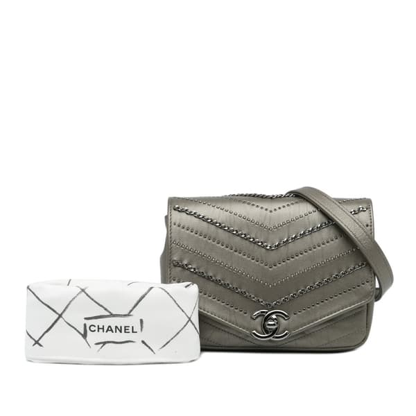 Pre-owned Chanel Small Chevron Data Center Envelope Flap Bag Gold