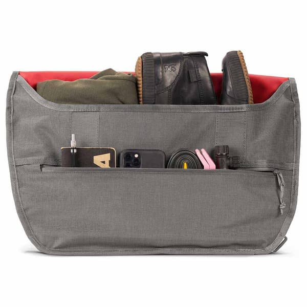 Chrome Medium Messenger Bag Simple 15l Grå