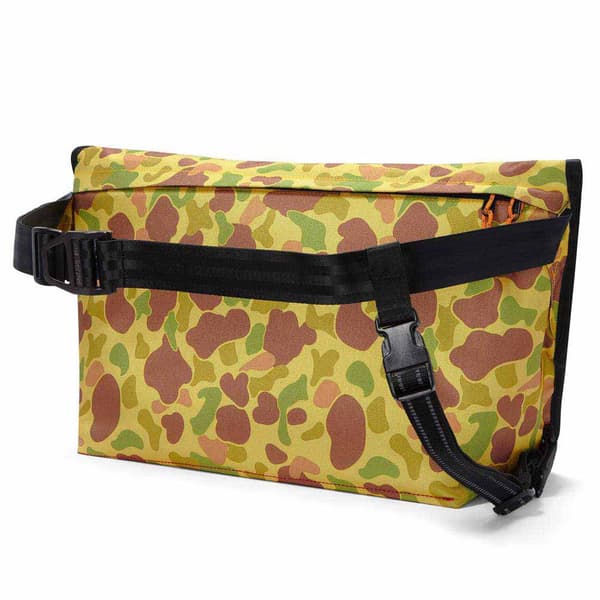 Chrome Crossbody Simple Messenger M 15l Flerfärgad