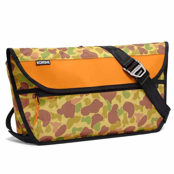 Chrome Crossbody Simple Messenger M 15l Flerfärgad