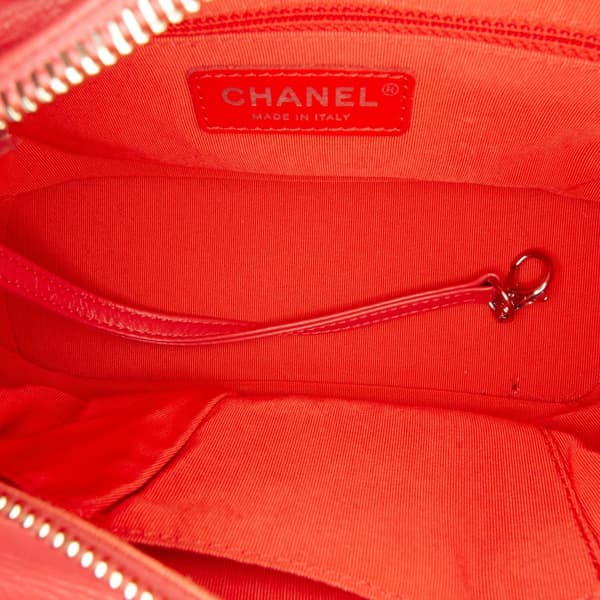 Pre-owned Chanel Small Chevron Lambskin Gabrielle Crossbody Red