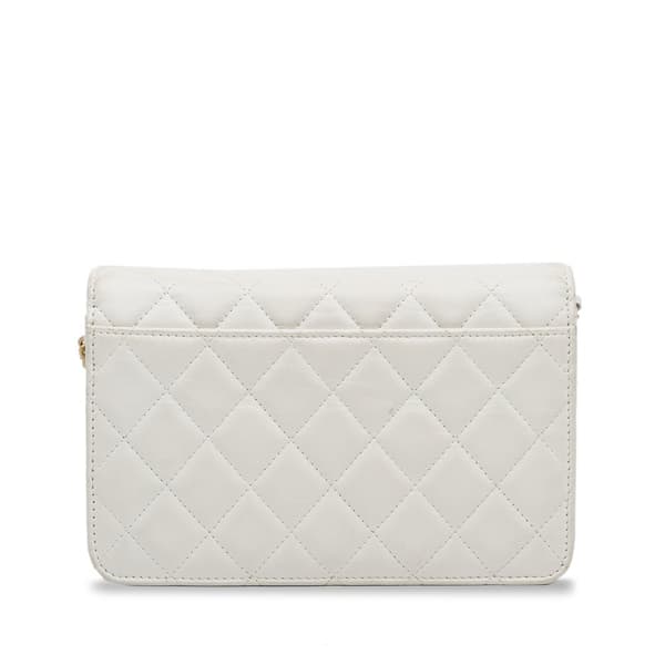 Pre-owned Chanel Enchained Wallet on Chain White
