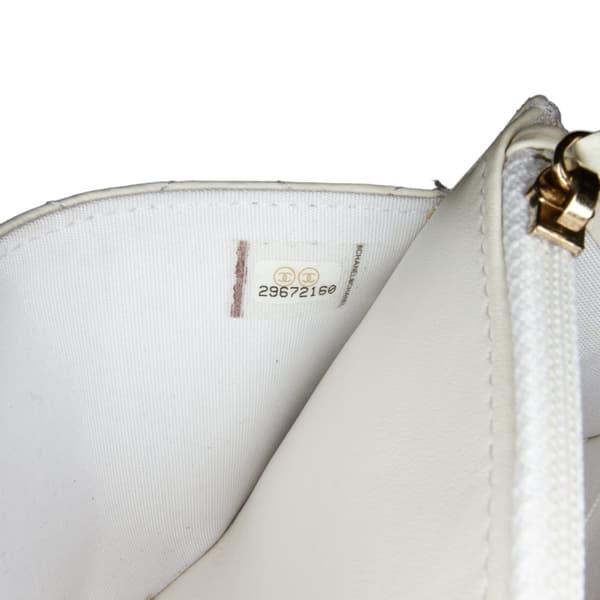 Pre-owned Chanel Enchained Wallet on Chain White